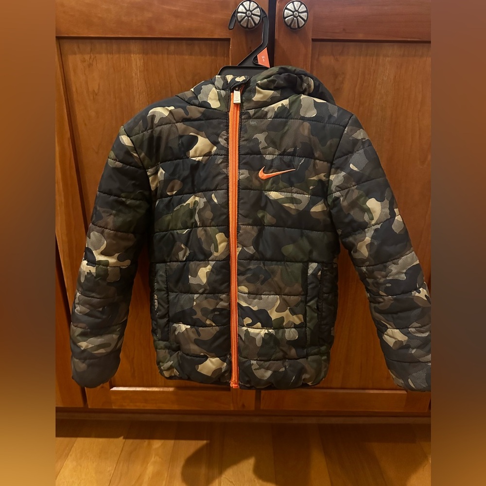 Nike boys XS 4 jacket